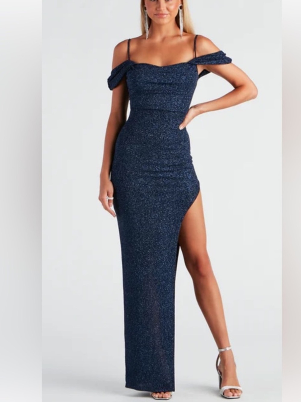 WINDSOR Mariah Glitter Knit Formal Dress size Medium